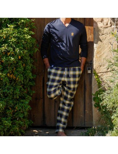 Pijama largo de hombre con camiseta azul marino y pantalón de franela de cuadros grandes en amarillo y azul - Pijama combinado P