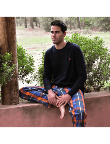 Pijama largo de hombre con camiseta negra y pantalón a la plana de cuadros grandes multicolor - Pijama combinado Croft
