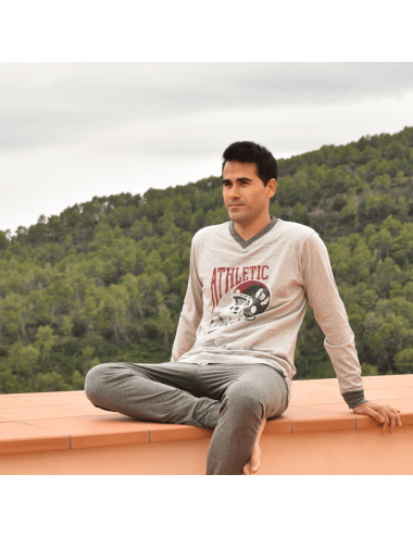 Pijama largo de punto de hombre con camiseta gris estampada y pantalón básico en gris oscuro - Pijama de punto Campus
