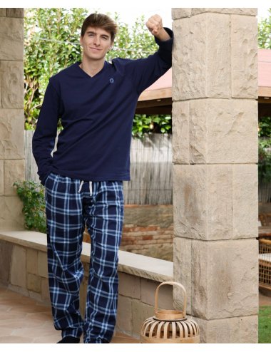 Pijama largo de hombre con camiseta azul marino y pantalón en viella de cuadros azules - Pijama combinado Terri