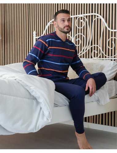 Pijama largo de punto estampado para hombre. De rayas en azul marino. Modelo Wilkin | Giulio